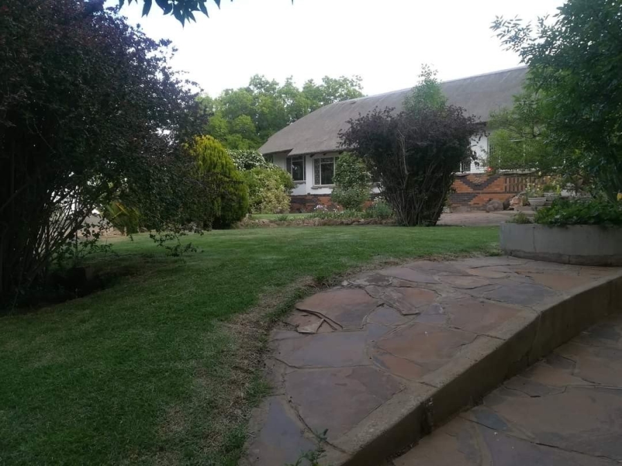 3 Bedroom Property for Sale in Trompsburg Free State